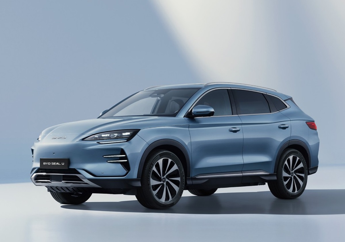 001-nuovo-marchio-elettrico-cinese-lanciato-nuova-versione-berlina