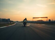Il pilota spagnolo festeggia un traguardo storico al GP Ungheria 2026