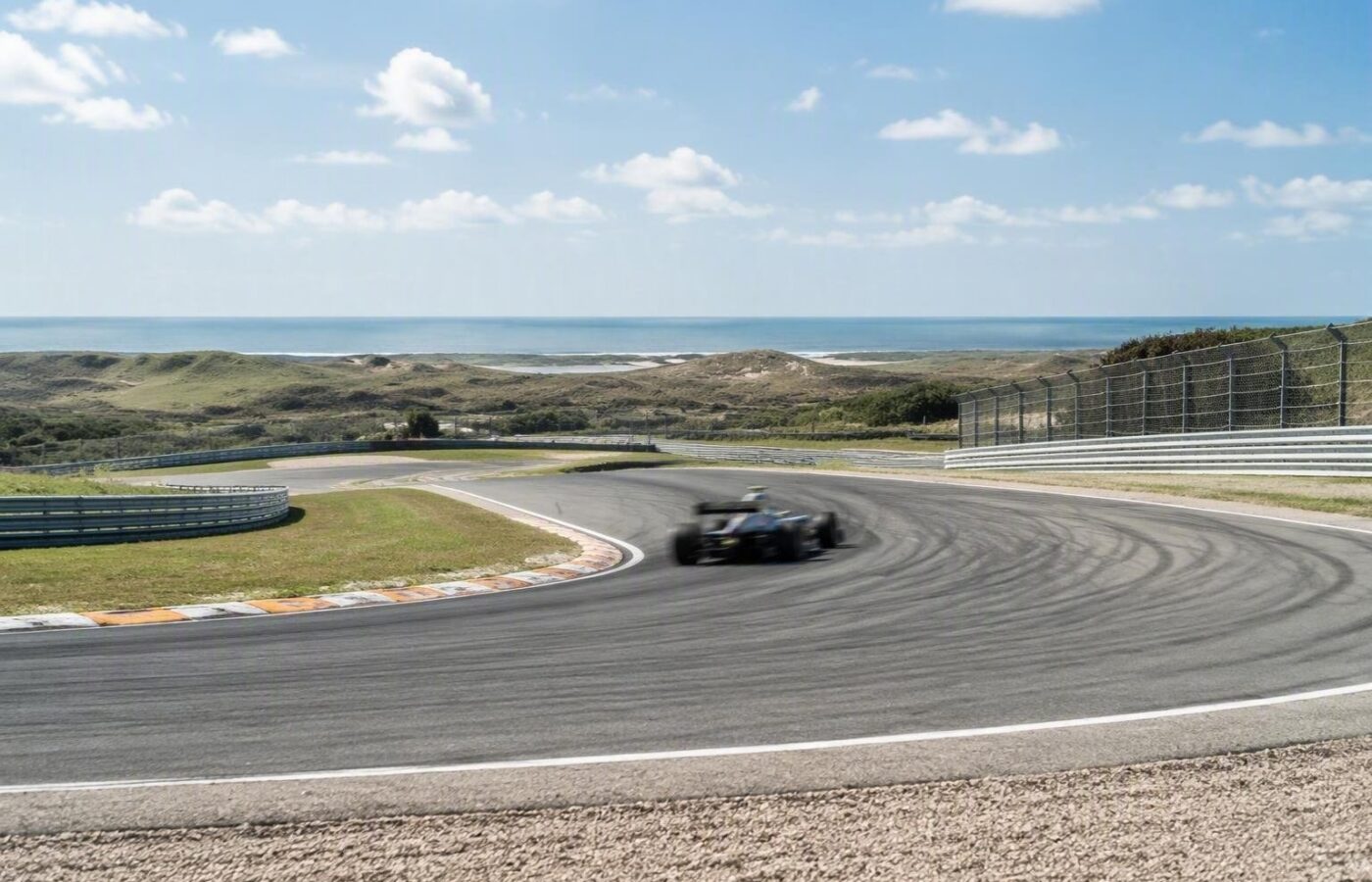GP Olanda 2026: Norris conquista la pole, Verstappen in difficoltà