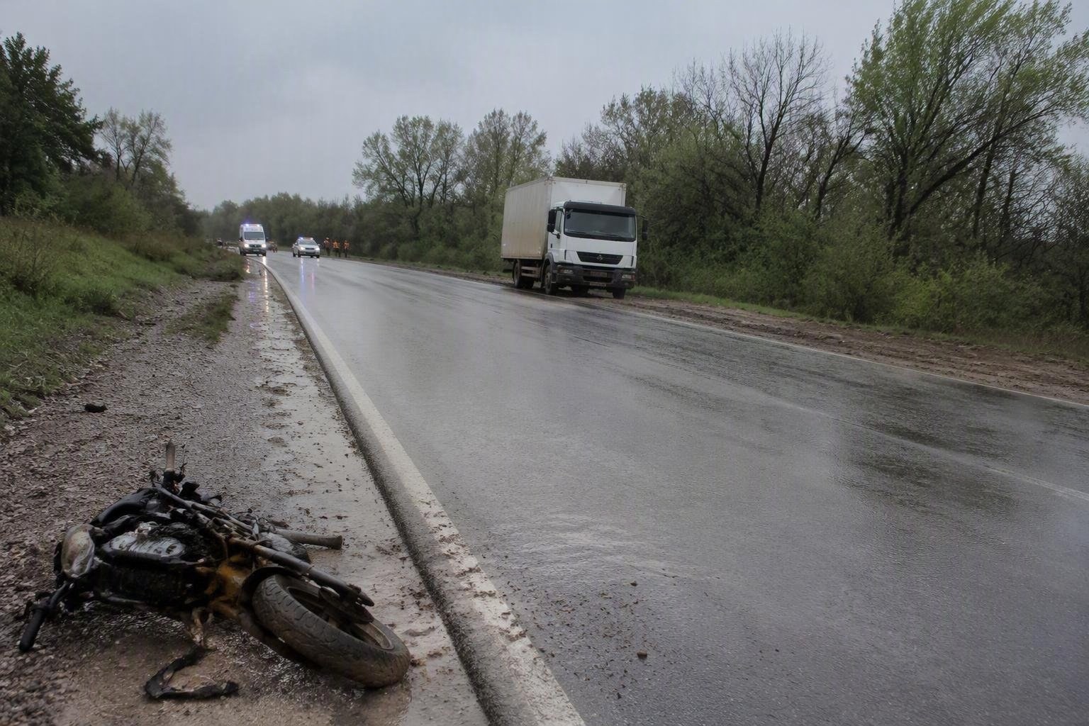 Incidente mortale sulla Flaminia: moto contro auto e conseguenze