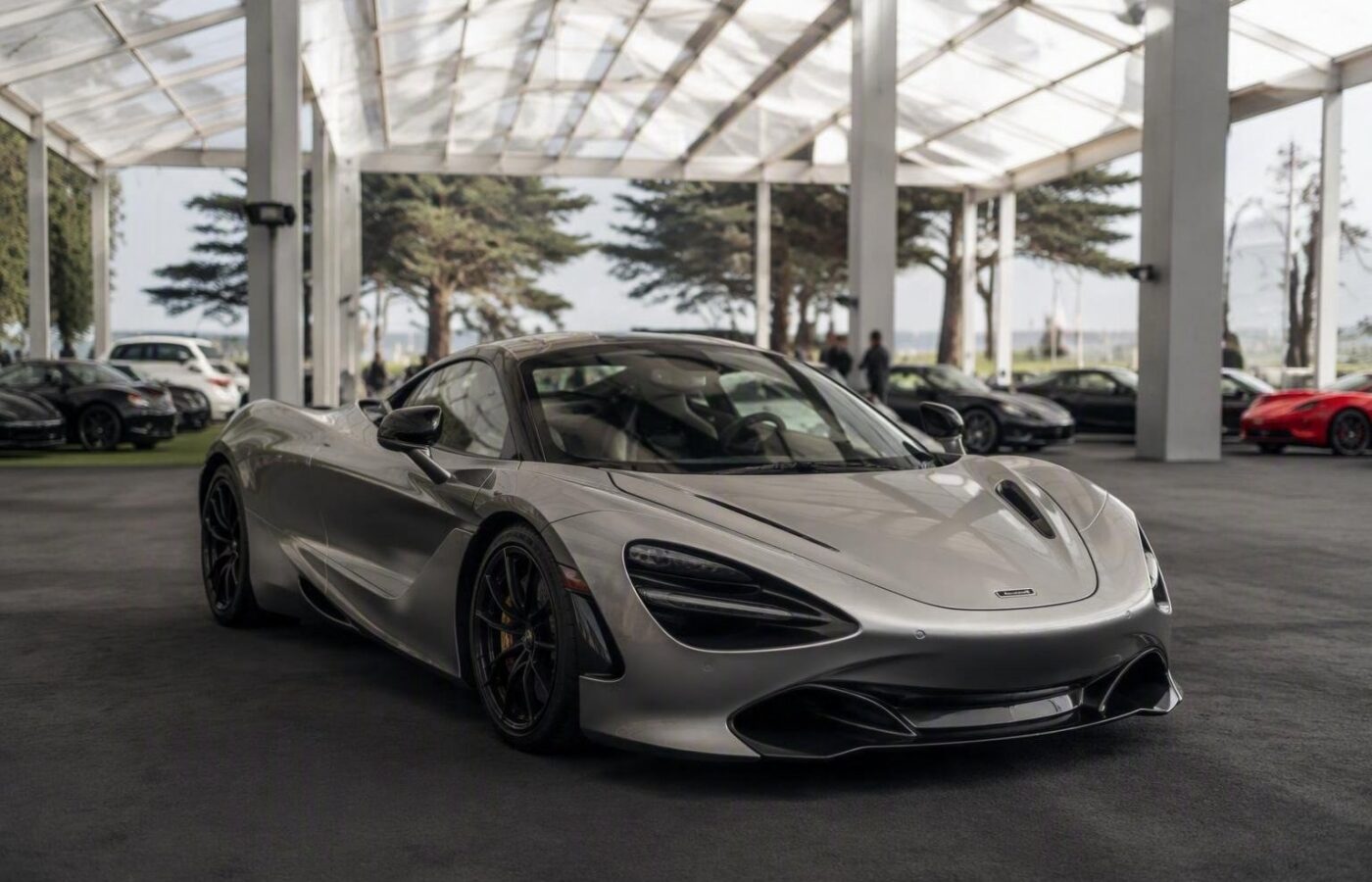 McLaren mostra un video teaser di una supercar con cambio manuale, durante la Monterey Car Week