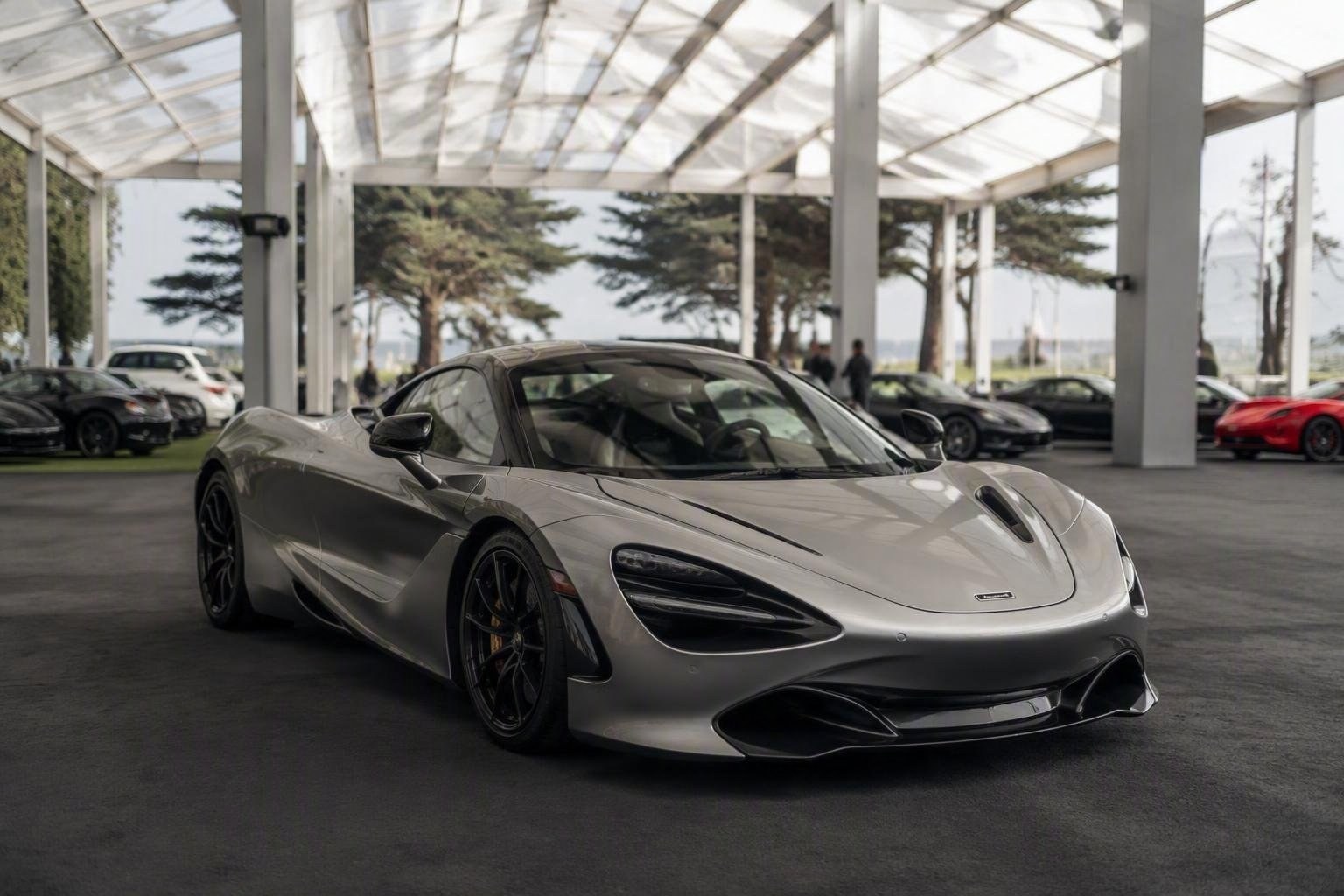 McLaren prepara una supercar con cambio manuale: tutti i dettagli