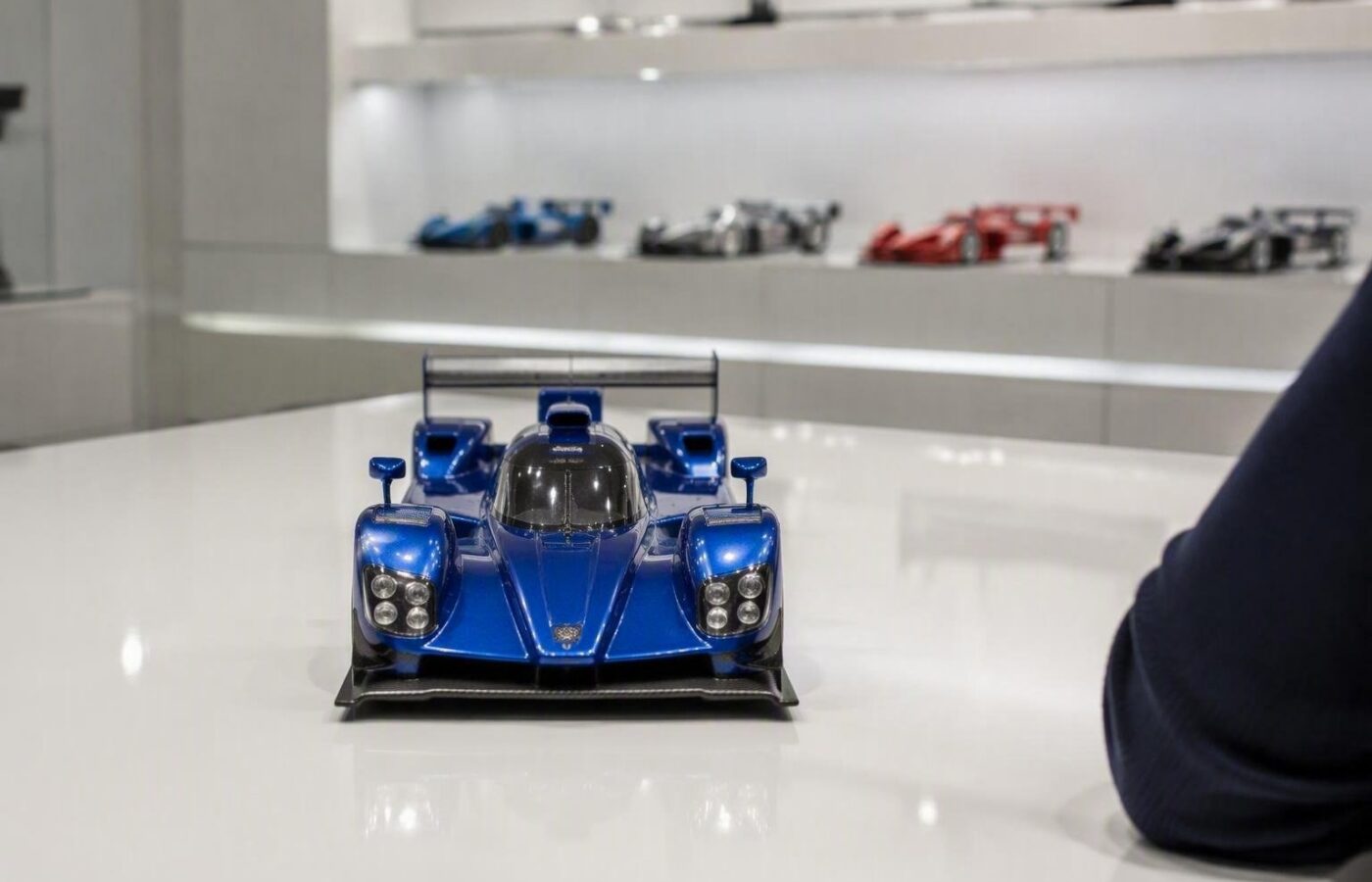 Minichamps Venturi VFE05: il modello in scala 1:43 della Formula E