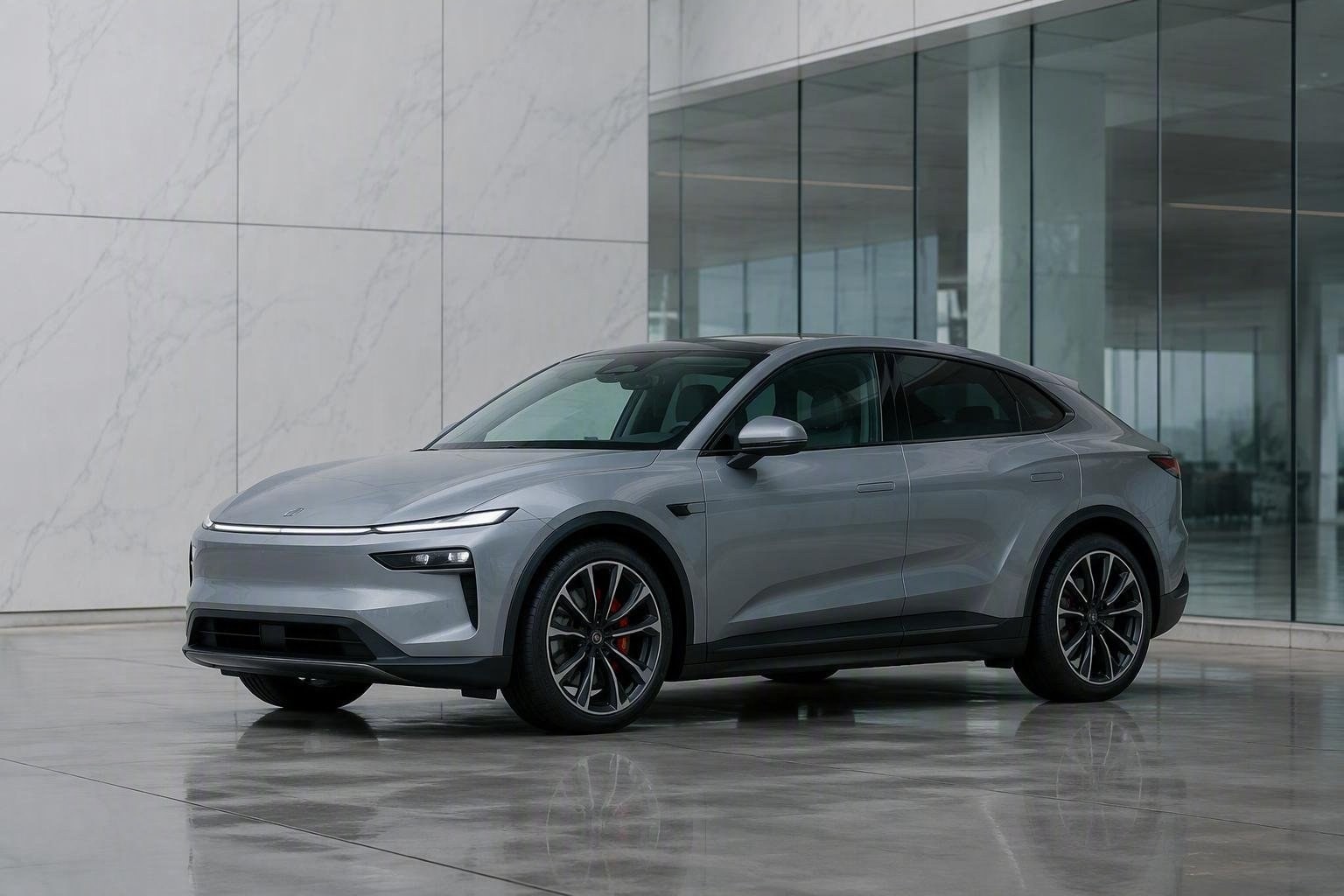 Range Rover GT: il quinto modello elettrico in arrivo nel 2028