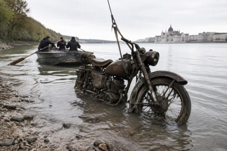 Ritrovamento storico a Budapest: una DKW NZ 350-1 riaffiora dal fiume
