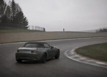 Mazda MX-5 2027: dettagli su versioni Homura, Yakudo e colore Zinc Green