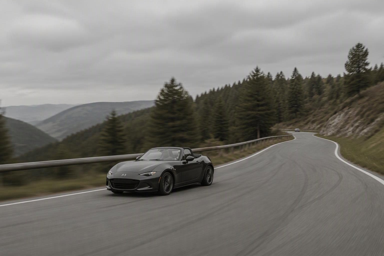 Mazda MX-5 2027: novità motore, sicurezza e versione Yakudo