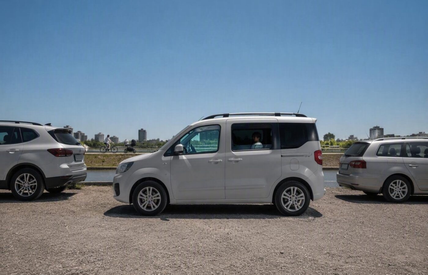 Monovolume compatto: criteri tecnici, confronti e alternative a SUV e wagon