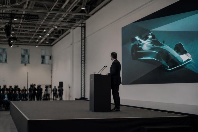 Nuovo logo e brand identity della Formula E per la stagione 2026/27