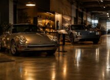 2026: la 911 batte la Taycan, Porsche elimina l’EV dalla icona