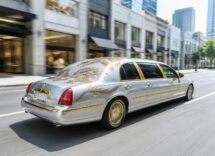 Hearse dallo stile giapponese con motore V8, in vendita negli USA