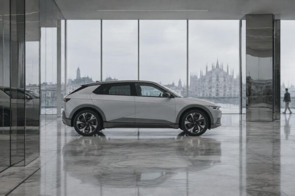 Hyundai IONIQ 3: spazio, autonomia e prezzo sotto i 30 mila euro