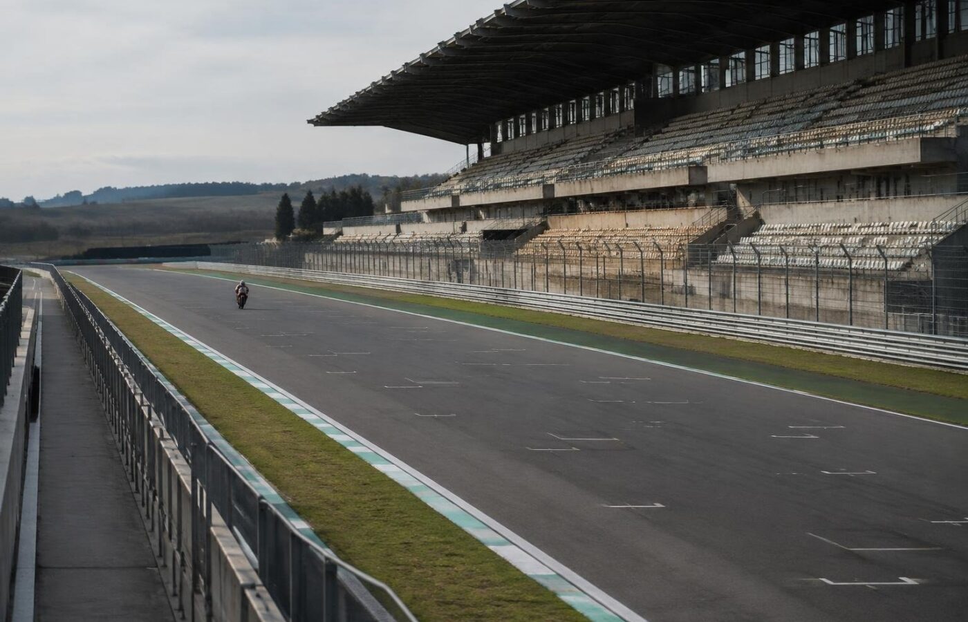 IntactGP sceglie la coppia spagnola Bujosa e Rios per la Moto3 2027