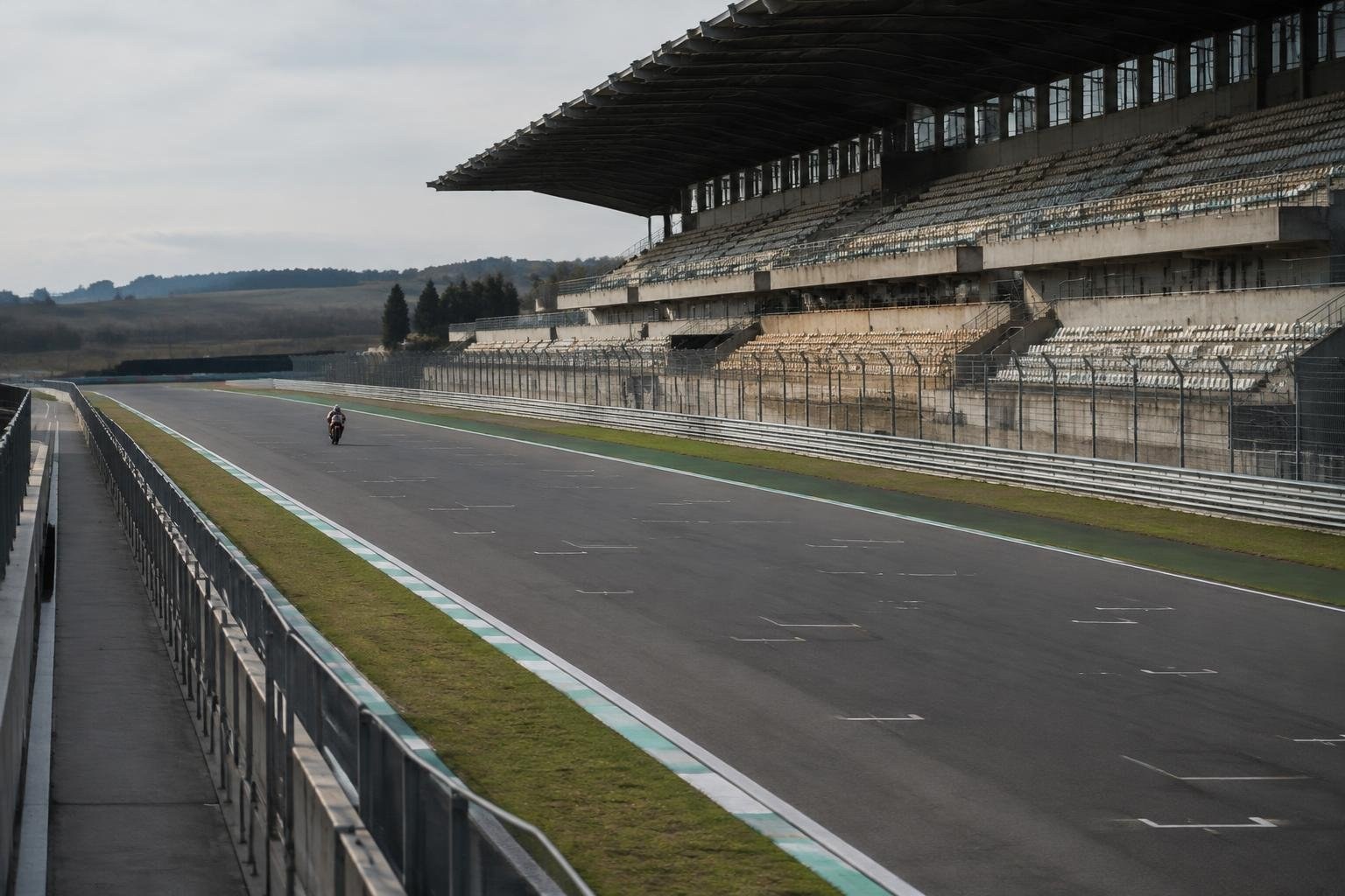IntactGP sceglie la coppia spagnola Bujosa e Rios per la Moto3 2027