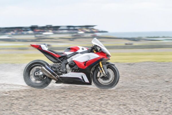 Phillip Island: MotoGP rinviata, supporti cancellati per maltempo
