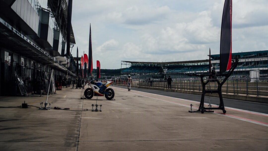 British Grand Prix: Riders discuss 2027 plans and team changes
