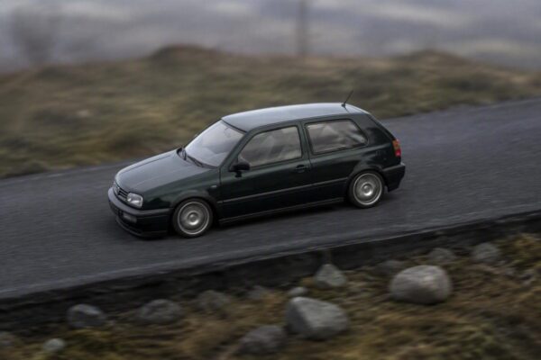 OttOmobile's 1:12 Scale Volkswagen Golf III VR6: A Detailed Review