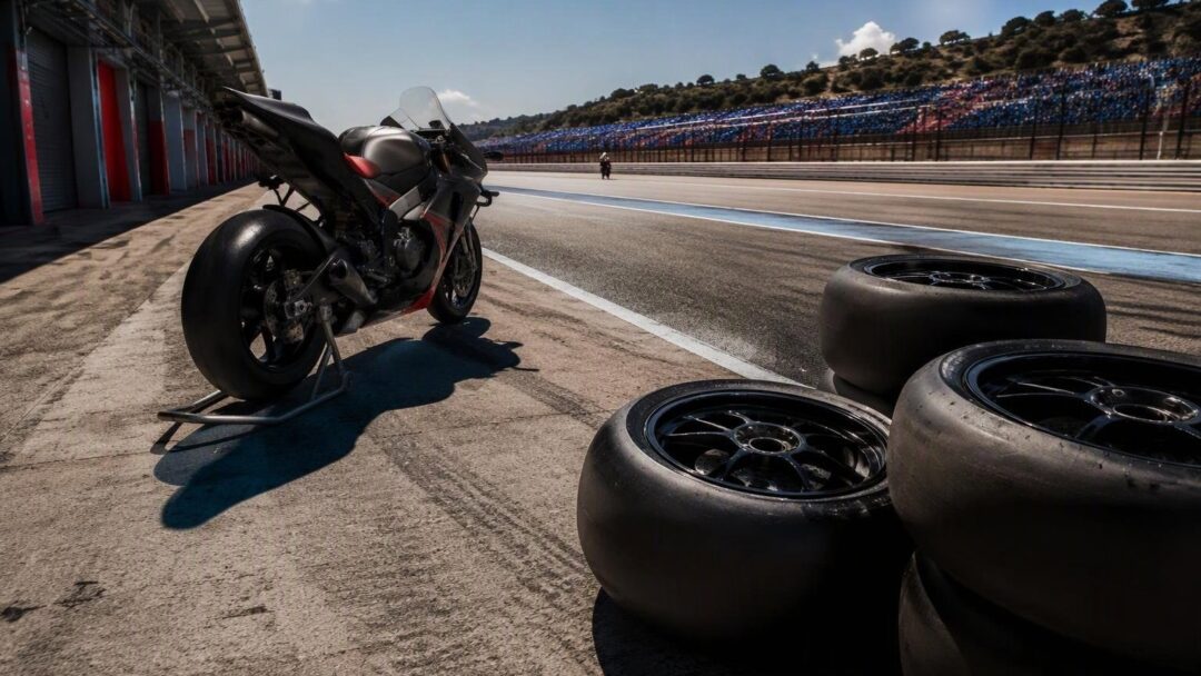 2027 MotoGP season: 850cc bikes, Pirelli tyres and larger race roster
