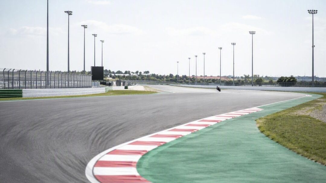 MotoGP: Márquez and Bezzecchi battle for supremacy at San Marino GP