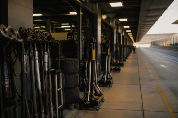 Pit crew roles and tools