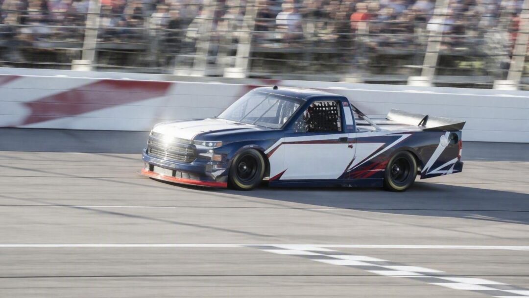 Sheldon Creed Secures Victory in Fleetio 200 at Darlington Raceway