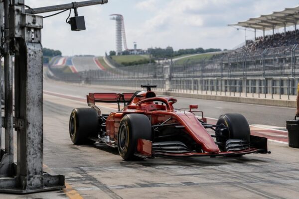 Antonelli claims victory in Austin, edges toward historic F1 crown