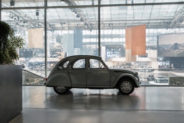 Citroën’s 2CV reborn: electric concept unveiled for 2028 launch