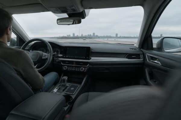 Cooling tips for smartphones on CarPlay and Android Auto