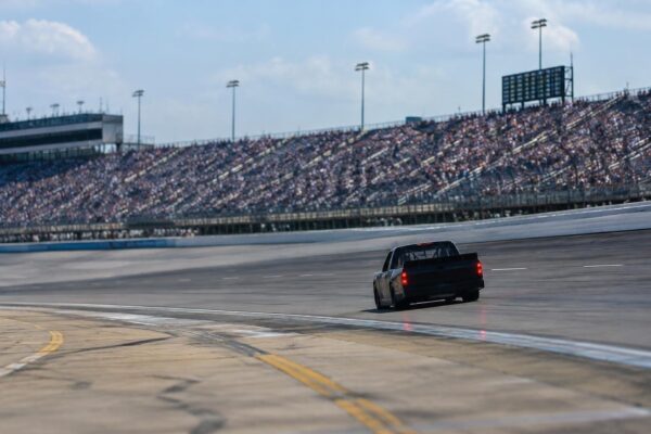 Love’s RV Stop 225: Smith’s dramatic last-lap victory