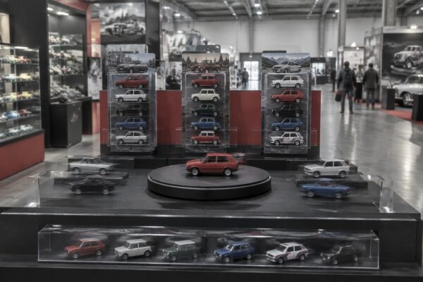 New 1:64 Majorette cinquinas debut at Auto e Moto d'epoca