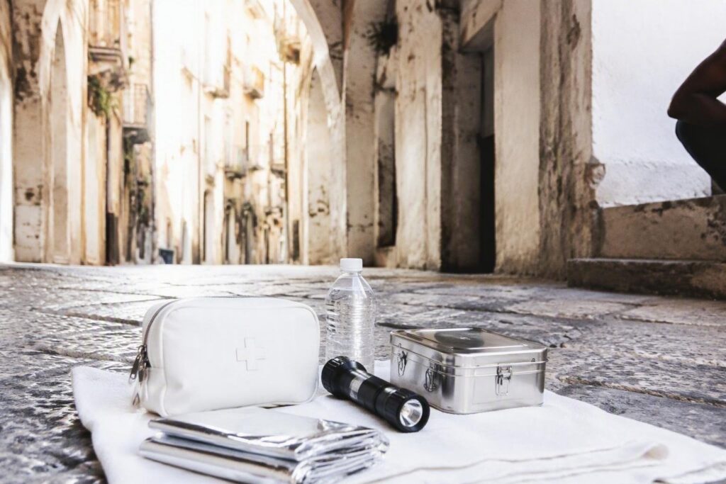 Come prepararsi a Napoli: kit emergenza, app e bollettini