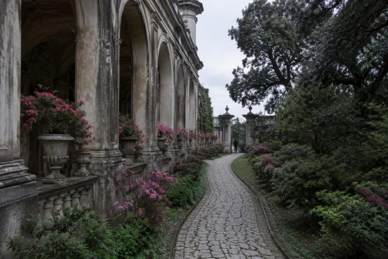 Come riconoscere i giardini storici di Napoli e Campania