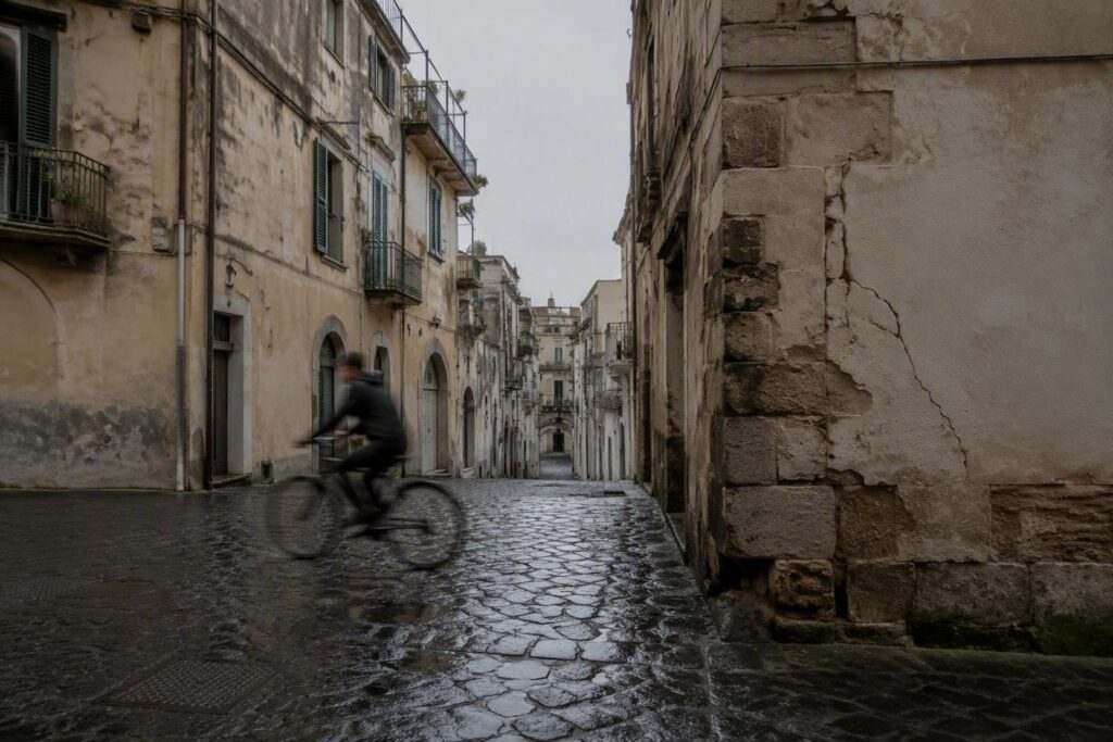 Emergenza sismica a Pozzuoli: il rapporto che evidenzia la necessità di interventi urgenti