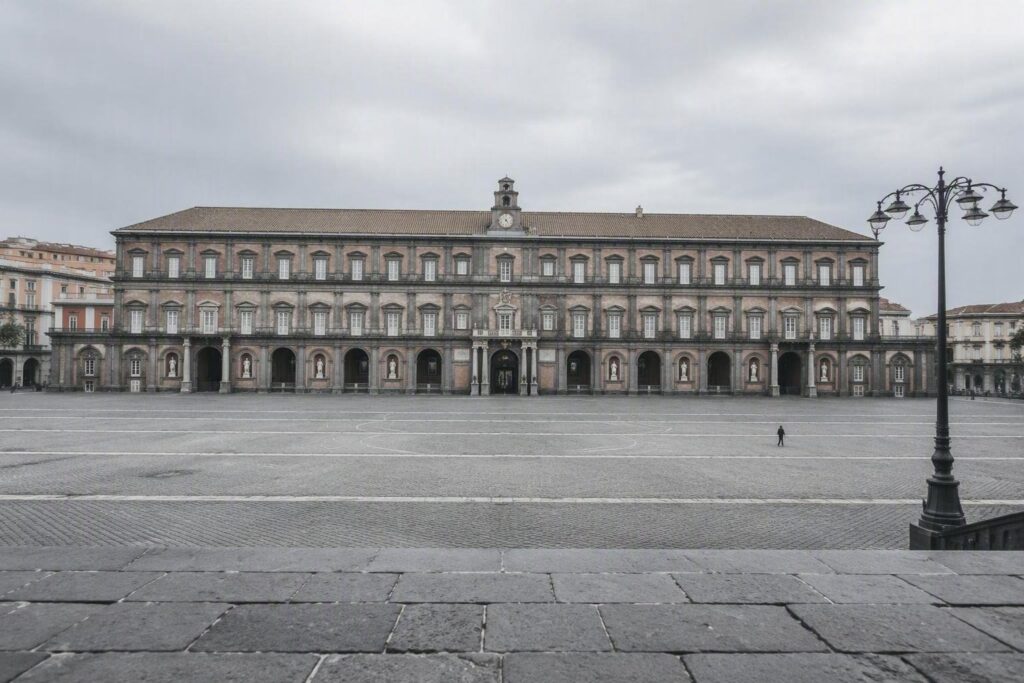 Itinerari culturali a Napoli tra musei, palazzi e quartieri meno noti