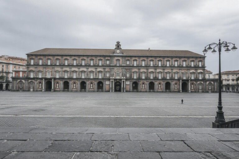 Itinerari culturali a Napoli tra musei, palazzi e quartieri meno noti