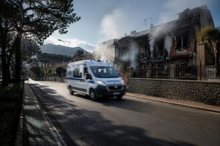 Napoli: arrestata la figlia per la morte della madre carbonizzata in casa