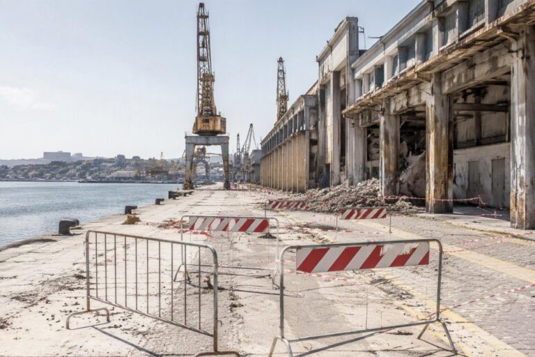 Sisma a Pozzuoli: blocchi stradali, sfollati e nuove restrizioni