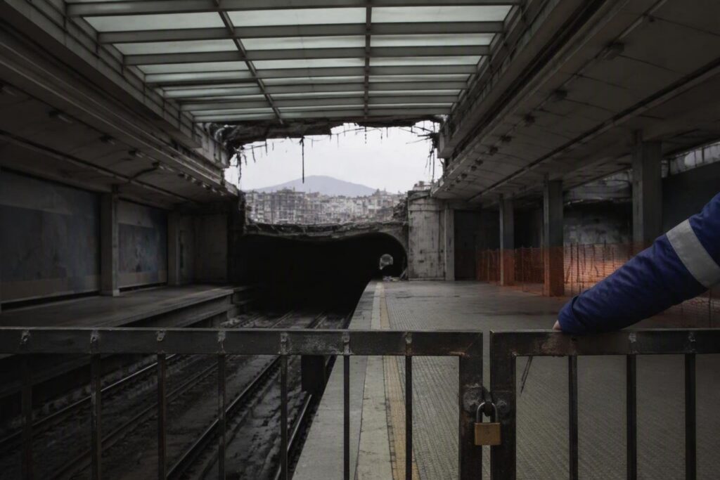 Trasporti Napoli: chiusure metro, funicolari e bus, aggiornamenti 18 agosto 2026