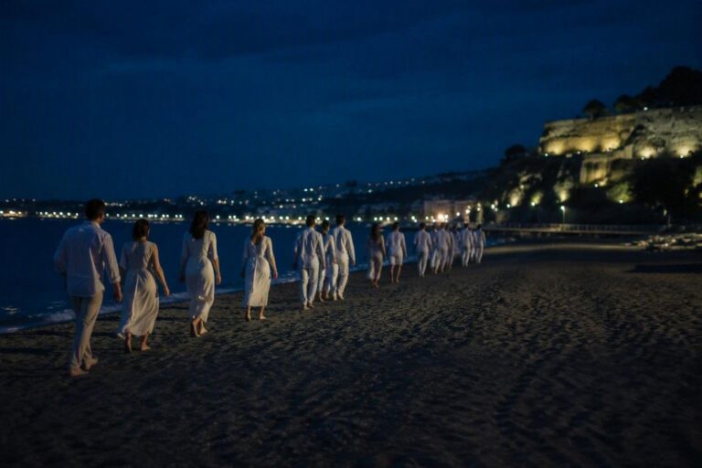 Spettacolo teatrale sulla spiaggia di Marina Grande a Bacoli