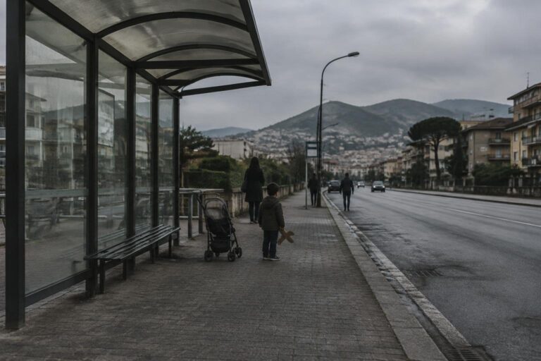 Bambino di 5 anni quasi rapito a Marano: l’intervento della madre