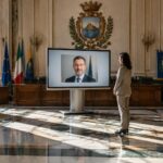 Foto del primo cittadino di Pozzuoli realizzate con AI: il nuovo volto online