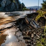 Frana su strada a Coste d’Agnano: traffico deviato al Rione Solfatara