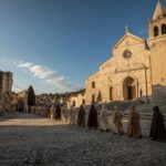 Migliaia di pellegrini riempiono Pietrelcina per San Francesco