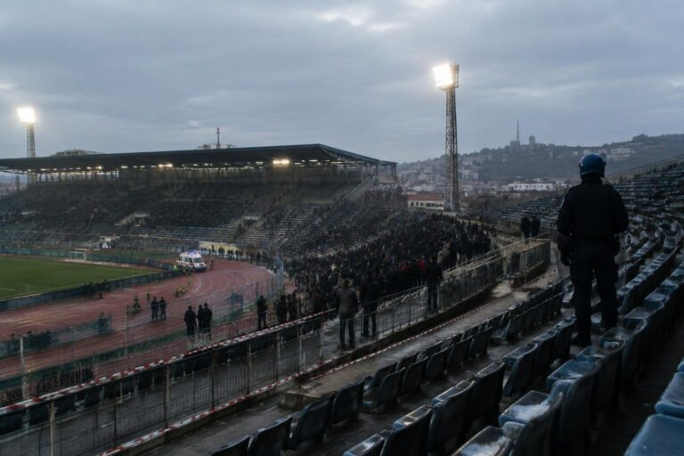 Polizia arresta otto ultras a Pozzuoli per rissa post-partita