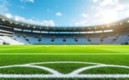 Denis Law, leggendario calciatore scozzese in azione