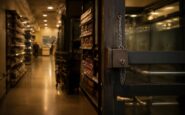 Edinburgh supermarket blocks door to curb theft, locals protest