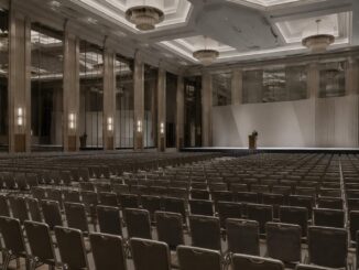 Nigel Farage Under Fire as Reform UK Conference Begins in Birmingham