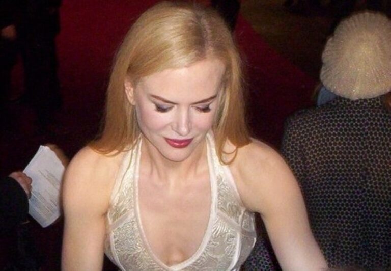 nicolekidmangoldencompass2007