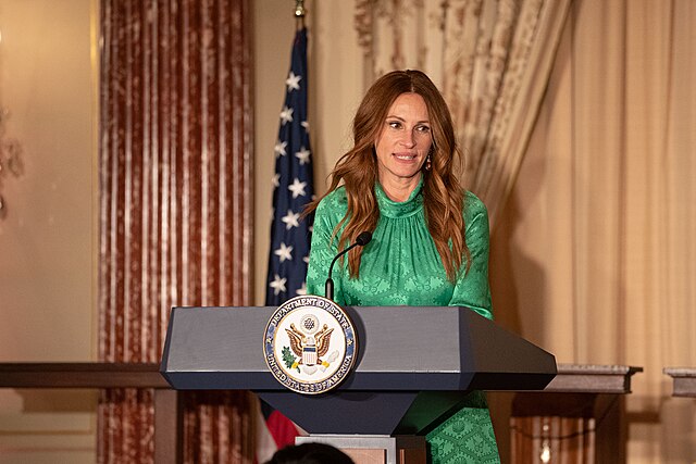 julia roberts delivers remarks at the 2022 kennedy center honors dinner 52542372884