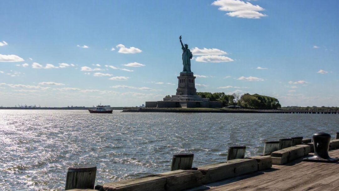 Deadly Boat Capsizing in New York Harbor Leaves Community in Mourning